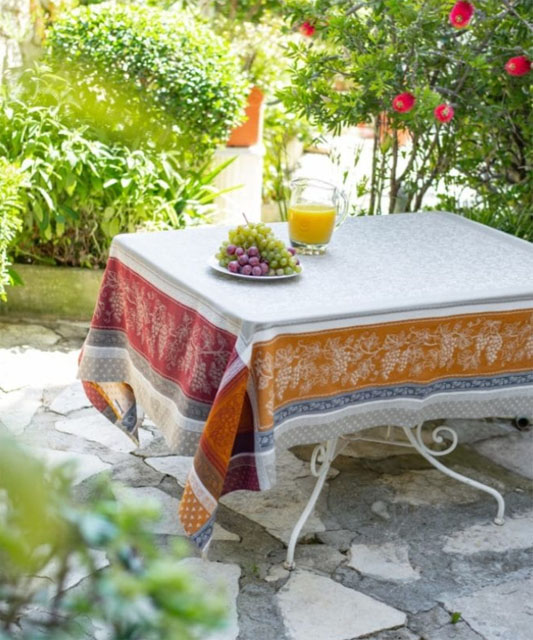 French Jacquard tablecloth, Teflon (Coteau. 2 colors)